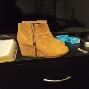 Camel colored wedge bootie New Never Worn
